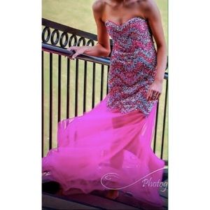 Pink Strapless Prom Dress with Matching Earrings